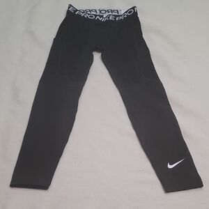 NWT Nike Pro Dri Fit Kid's size Large black Training leggings Logo